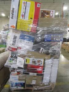 lot 54 image: WHOLESALE MIXED PALLET OF RETURNS - SMALL HOUSEWARES AND GARAGE ITEMS