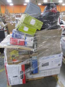 lot 58 image: WHOLESALE MIXED PALLET OF RETURNS - POWER TOOLS AND SHOP EQUIPMENT