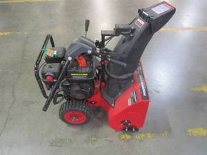lot 130 image: PowerSmart DB7004 24 inch Single Stage Manual Start Gas Snow Blower