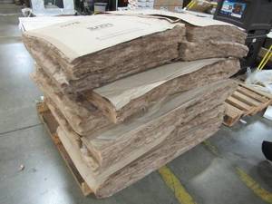 lot 271 image: 10 Johns Manville R-13 Fiberglass Insulation Batts (23-in W x 93-in L)