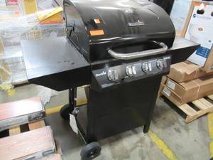 lot 285 image: Char-Broil Advantage Black 4-Burner Liquid Propane Gas Grill 463343819 - Dent On Top RH Side of Lid and missing electric igniter
