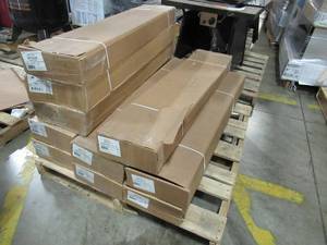 lot 286 image: MIXED PALLET OF MISCELLANEOUS TONGUE AND GROOVE VINTAGE HICKORY FLOORING
