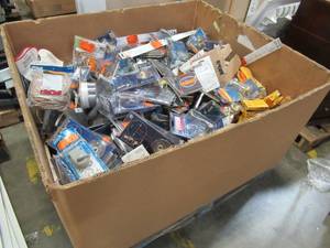 lot 329 image: MIXED PALLET OF MISCELLANEOUS DOOR HARDWARE, FASTENERS AND MORE