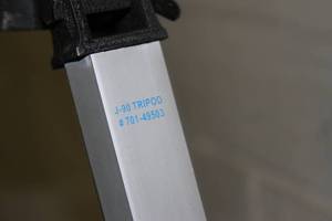 lot 23 image: Parks Optical J-90 Tripod 701-49503 with Soft Storage  Travel Case