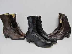 lot 38 image: 3 Pairs of Antique Victorian Ladies Shoes