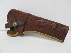 lot 48 image: Quality Vintage HEISER Denver Fully Carved & Tooled Leather Holster