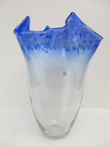 lot 56 image: LARGE Sculptural Signed MURANO Freeform Glass Vase