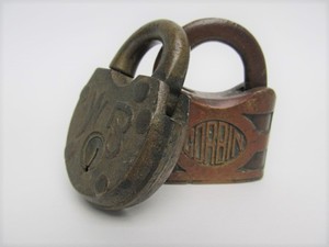 lot 63 image: Antique Bohannan Brass Railroad Padlock w Corbin Lock