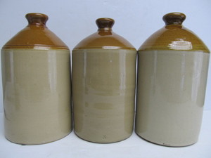 lot 85 image: 3 Antique 12.5  English Stoneware Brewery Beer Jugs