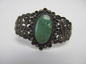 lot 125 image: Old Vintage Fred Harvey Era Navajo Coin Silver Cuff Bracelet