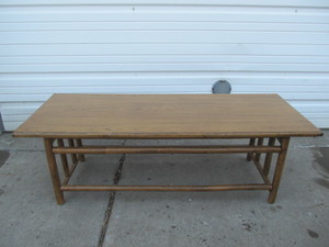 lot 182 image: Like-New Vintage Mid Century FICKS REED Rattan Coffee Table
