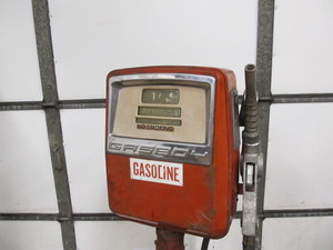 lot 3 image: Vintage GASBOY Service Station Gas Pump on Stand