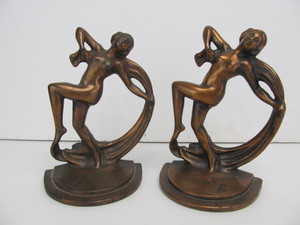 lot 219 image: Pair of Vintage 1930s Deco Figural Nude Bookends