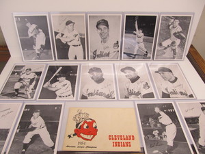 lot 231 image: 1954 Cleveland Indians American League Champions Complete Team Phot Baseball Card Set