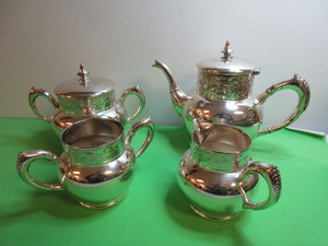 WM. ROGERS QUADRUPLE SILVER COFFEE AND TEA SERVICE