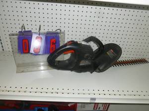 lot 96 image: Black & Decker 110 volt 17 Hedge Trimmer. As shown. SEE TERMS