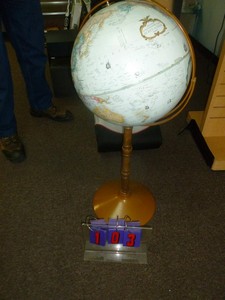 lot 103 image: 16 Globe on stand. As shown. SEE TERMS
