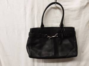 lot 4 image: Coach Genuine Leather Black Handbag