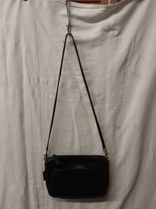 lot 7 image: Coach Genuine Leather Black Handbag