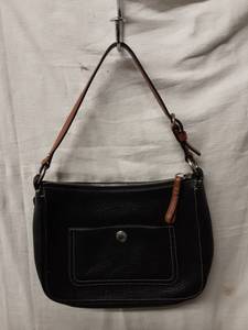 lot 9 image: Coach Genuine Leather Black Handbag