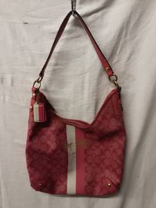 lot 28 image: Coach Genuine Leather Pink Handbag