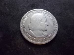 lot 105 image: 1893 Columbian Exposition Silver Half Dollar Commemorative (2nd Commemorative Coin Stuck In The USA)