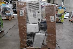 lot W14 image: mixed pallet of customer returns mainly dehumidifiers, mostly salvage