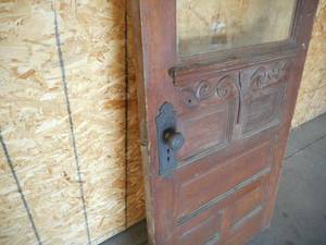 lot 10 image: Antique Door