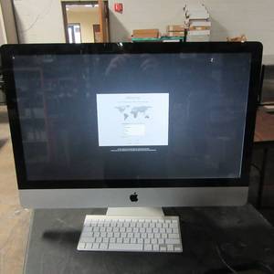 lot 6 image: APPLE 27 inch All in One Intel Core I7-2600  3.40GHz wwireless keyboard 