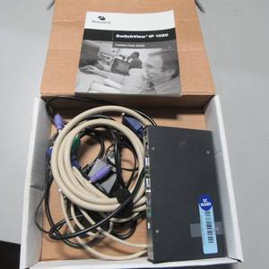 lot 76 image: Advocent Switchview 1020  with Cablespower supply