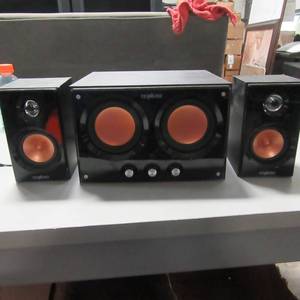 lot 100 image: Set of TEINURO SpeakersSubwolfer, w AC power cordwires