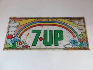 lot 26 image: VINTAGE 7up Sign