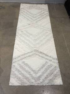 lot 78 image: White Runner Rug from Project 62