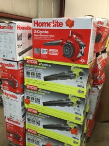 lot 15 image: Pallet of branded outdoor tools Retails over $1500 customer returns some maybe missing parts or need repair