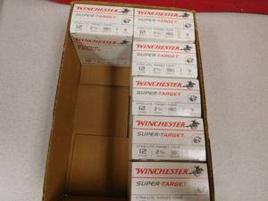 lot 13 image: Winchester 12 Gauge Super Target