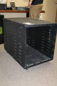 lot 112 image: Computer Server Rolling Cabinet