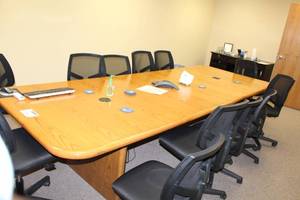 lot 118 image: Wood Conference Table with Altinex Tilt -N Plug Jr. Computer VideoAudio System and AudioVideoPower Portals, 12-Rolling Office Chairs
