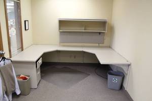 lot 128 image: U-Shape Office Desk, Personal File Cabinet, Metal Lateral File Cabinet 3-Drawer with Keys, Over-Desk Cabinet