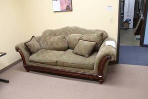 lot 153 image: Living Room Couch