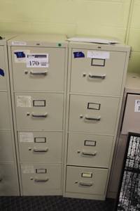 lot 170 image: Lot of (2) Hon Metal File Cabinet 4-Drawer