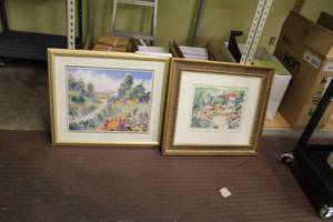 lot 167 image: Lot of (2) Floral Framed Matted Wall Art