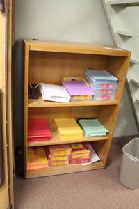 lot 192 image: Wood Bookcase 4-Shelf