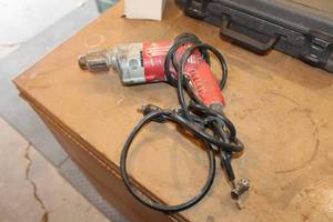 lot 234 image: Milwaukee 12in. Magnum Holeshooter