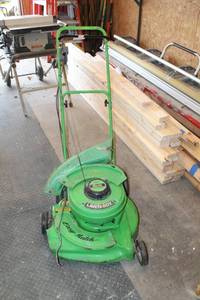lot 221 image: Lawn-Boy Easy Mulch Side-Bagger Push Lawn Mower L21ZPNC