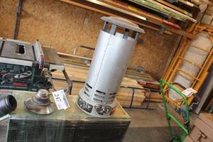 lot 247 image: Lot of (2) Coleman Powermate Convection Heater 80-200K BTU Propane Heater, Propane Heater