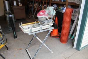 lot 216 image: MK Diamond Products MK-880 Pro Series Tile Saw with Stand