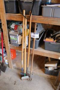 lot 240 image: Lot of (4) Yard Tools - Hoes, Fork
