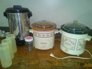 lot 38 image: Coffee Pot and Crock Pots