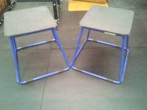 lot 52 image: 2 Blue Jump Stands