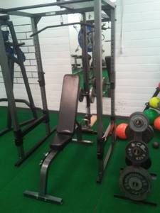lot 65 image: Parabody Power Tower